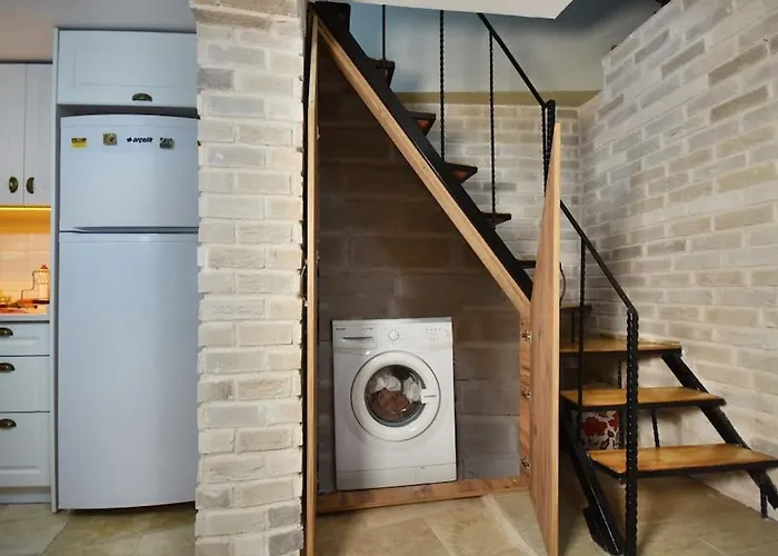 Bonjour Suit Private Triplex Apartment